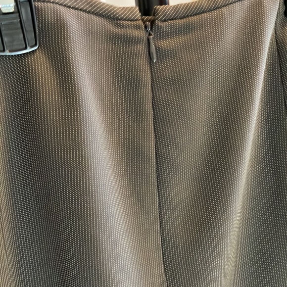 Business Suit - Picture 5 of 5